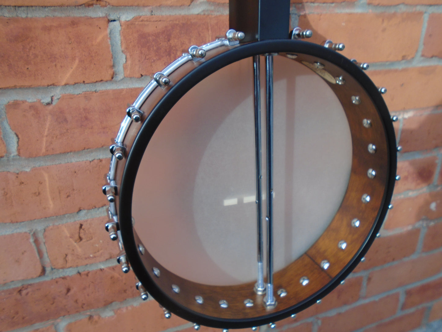 Gold Tone IT-17 17 Fret Irish Banjo w/bag