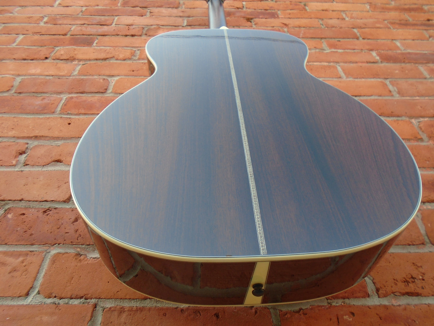 Eastman E8OM w/hard case