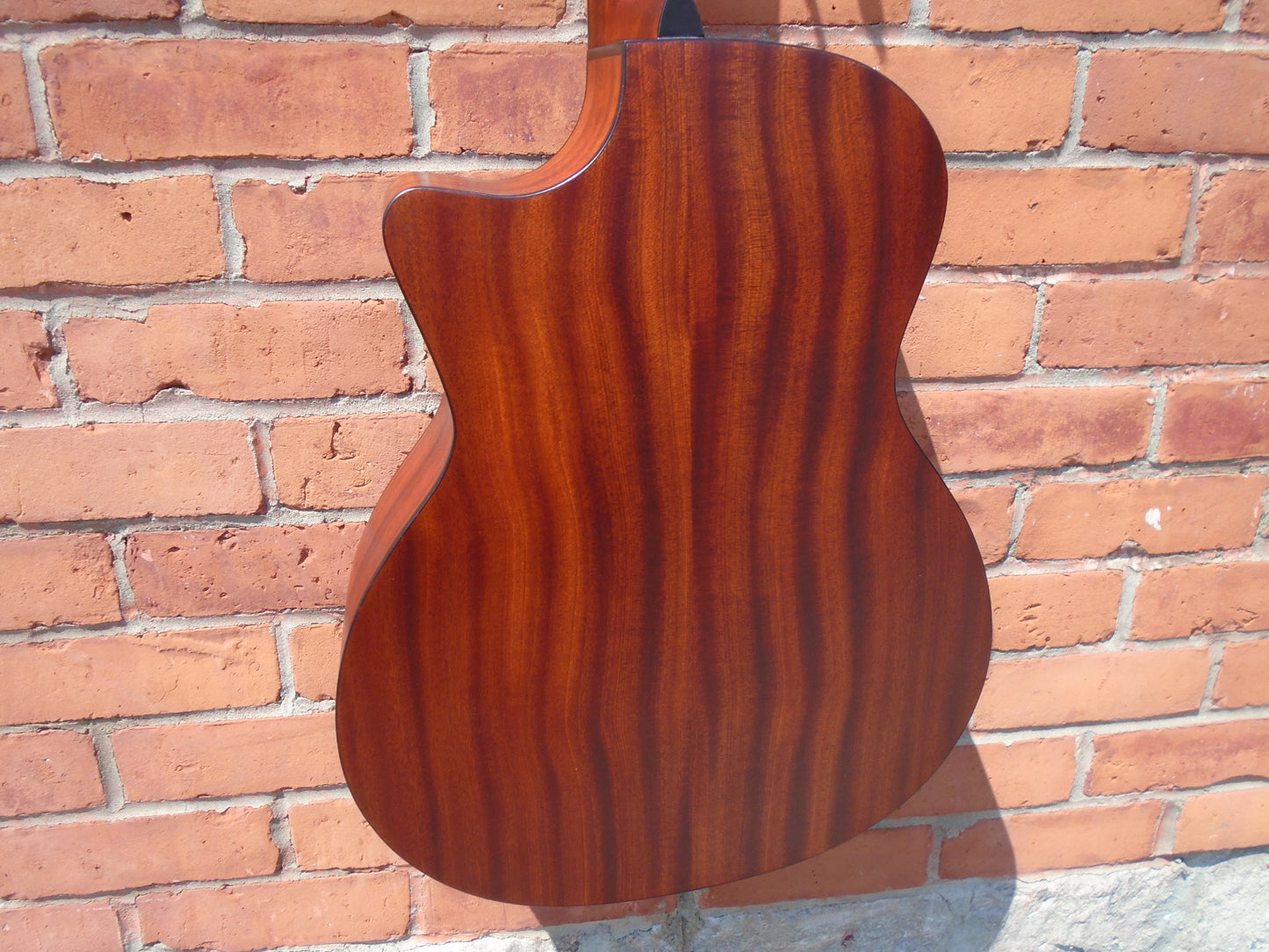 Eastman AC122CE-1CE w/bag