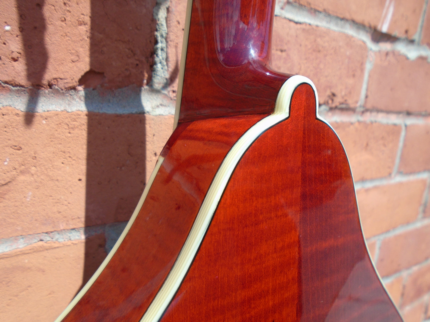 Eastman MD605 mandolin w/hard case