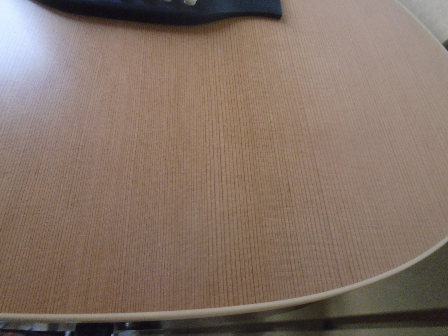 Godin A12 Natural SG sf w/bag-store demo
