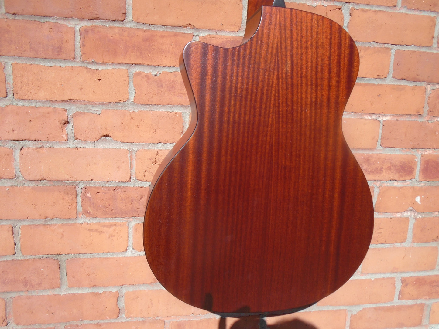 Eastman AC122-2CE w/bag , B stock