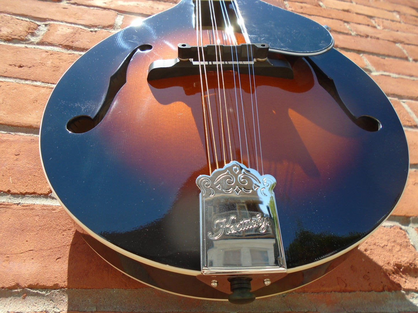 Kentucky KM140 mandolin w.bag