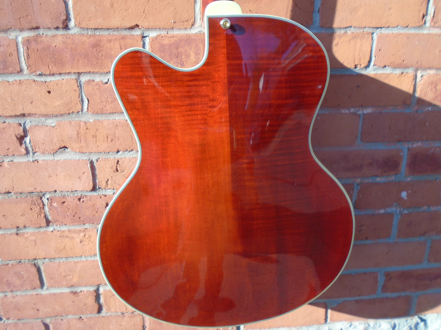 Eastman AR810 CE w/hard case, B stock instrument in a mint condition.
