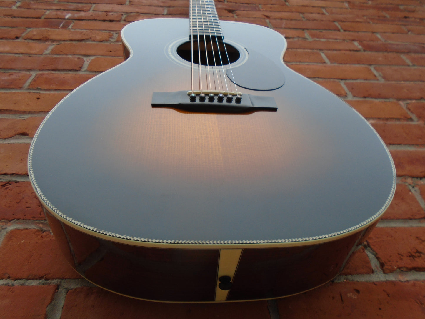 Eastman E20OM-TC-SB , B stock instrument in a good condition