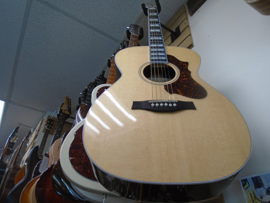 Godin Fairmount LTD CH EQ, Rosewood Anthem, store demo, selling as a factory demo in a mint condition