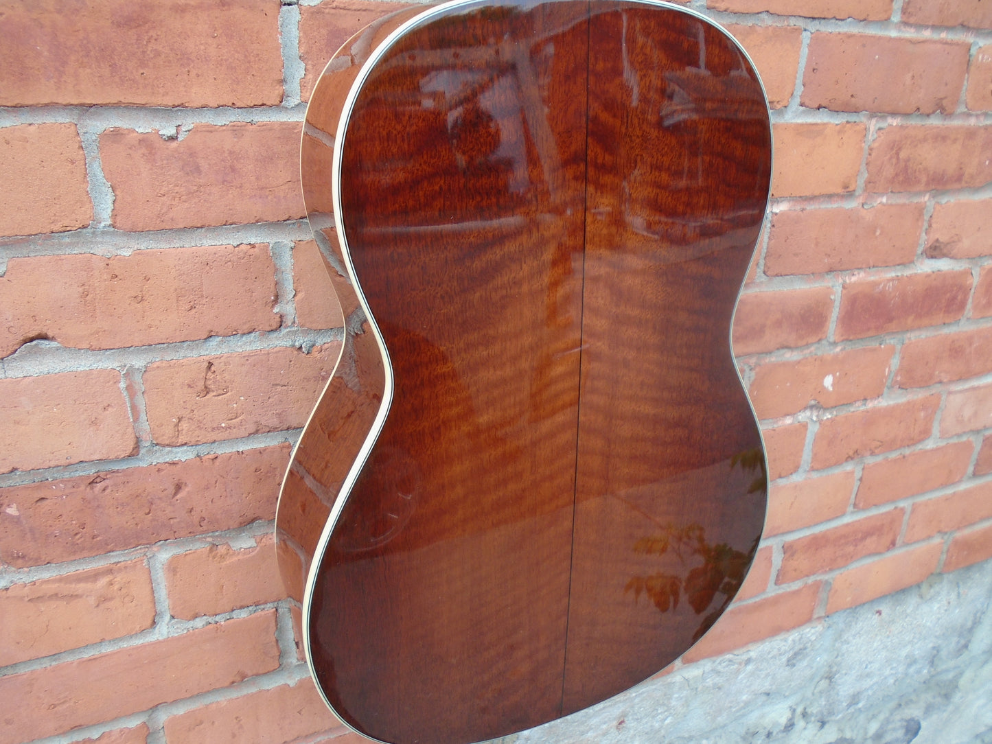 Eastman E6LGSS-TC w/hard case