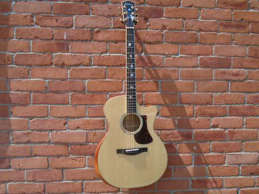 Eastman AC622CE B stock instrument in a good condition