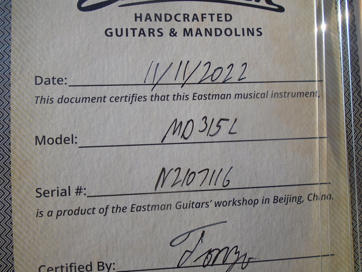 Eastman MD314LEFTY mandolin w/bag
