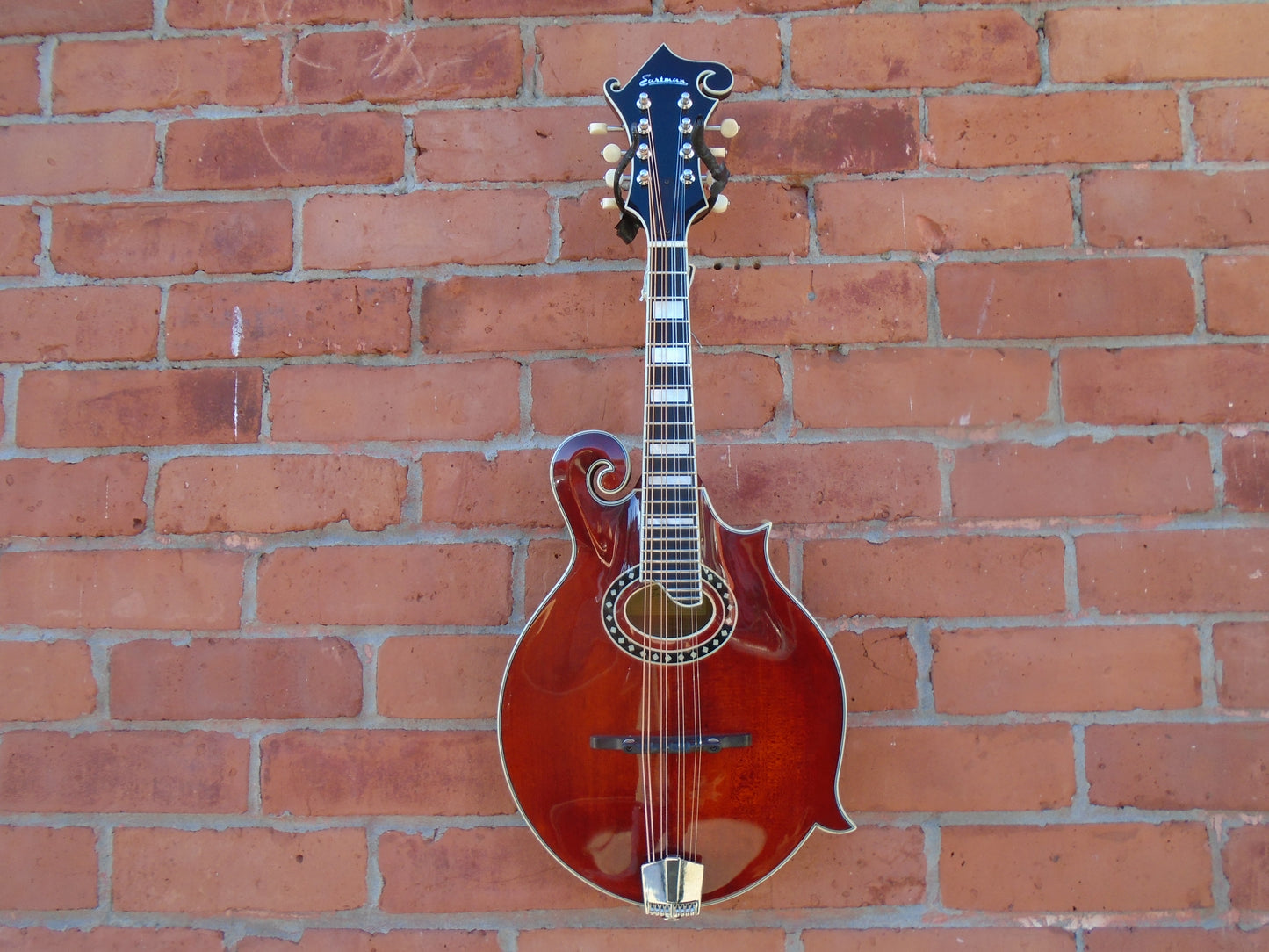 Eastman MD614 w/hard case, store demo