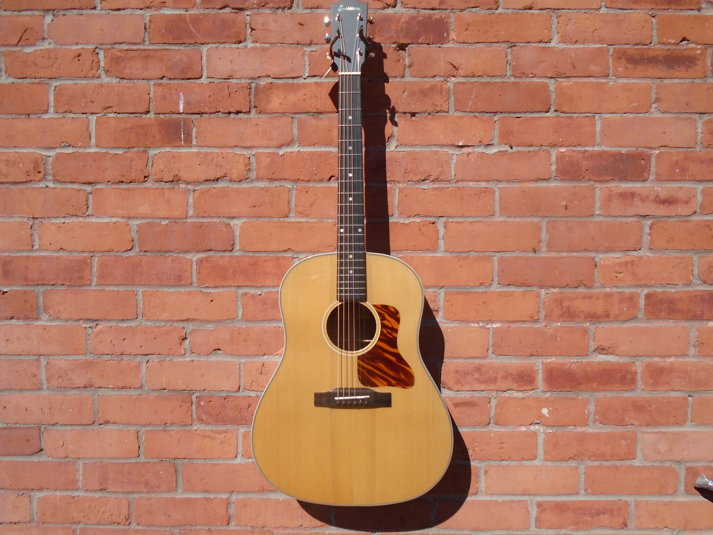 Eastman E6SS-TC, w/hard case , B stock