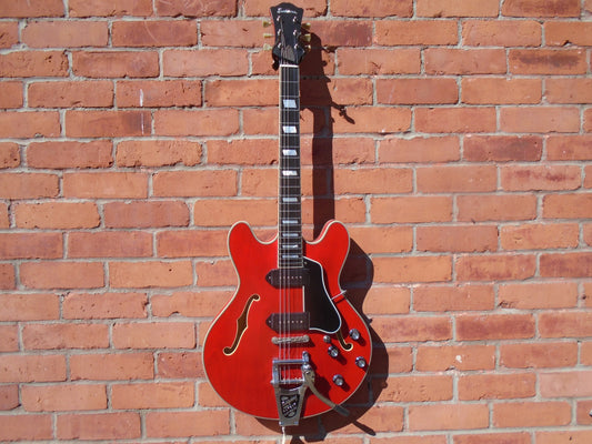 Eastman T64/TV guitar w/hard case