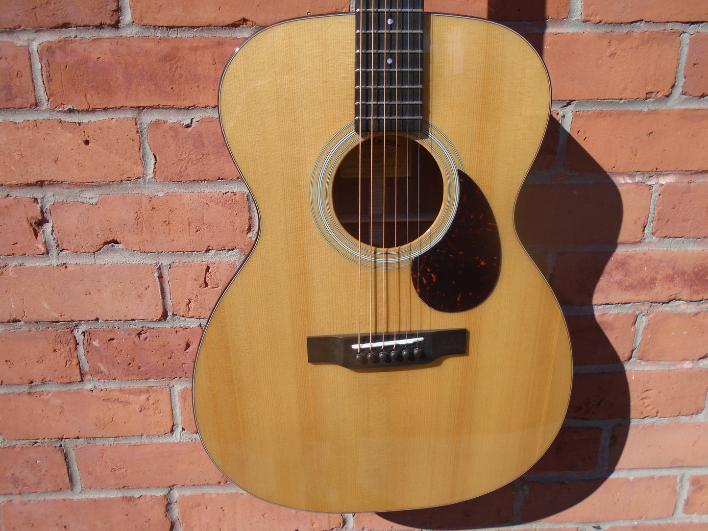 Eastman E6OM-TC B stock instrument  in a good condition