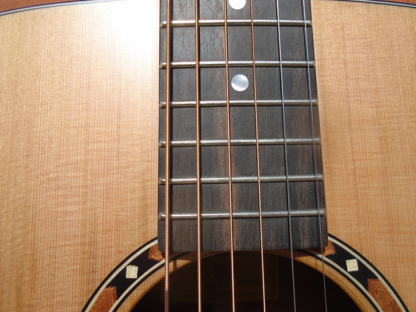 Eastman E2OM w/bag , B stock in a good condition