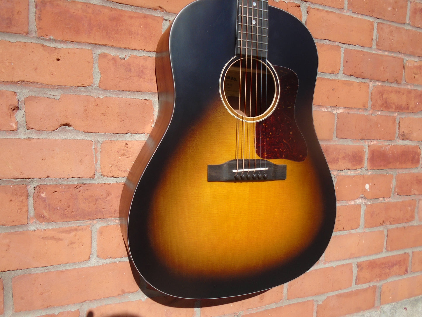 Eastman E1SS-SB w/bag , B stock instrument