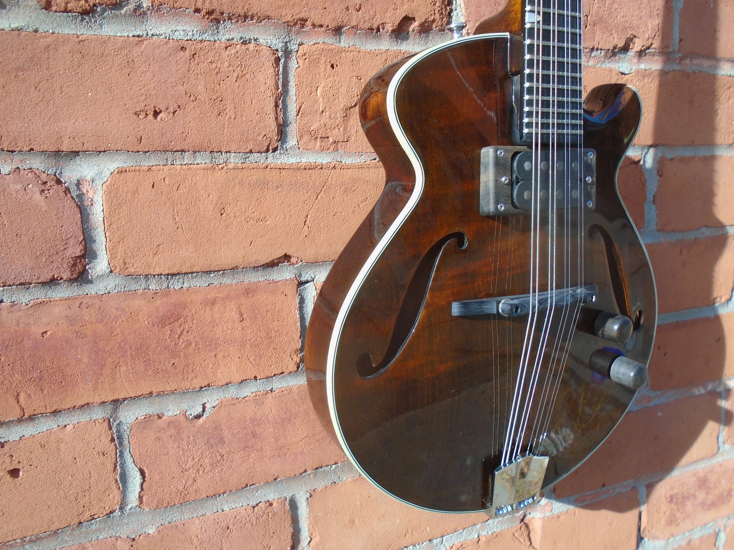 Eastman ER M mandolin w/hard case , B stock