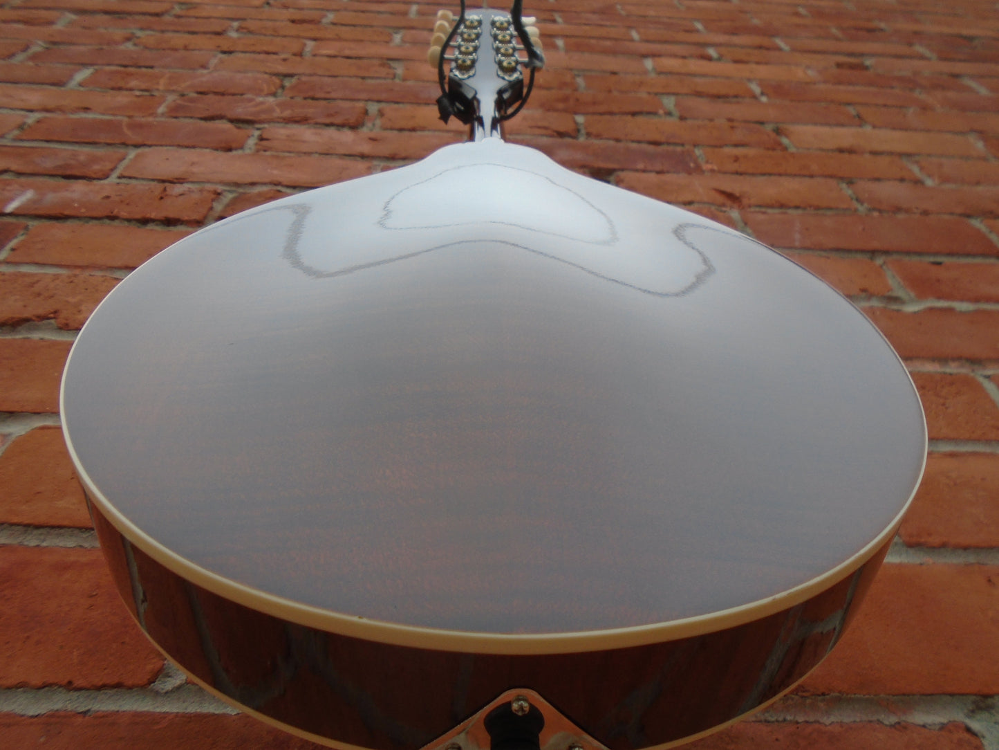 Kentucky KM256 mandolin w/bag