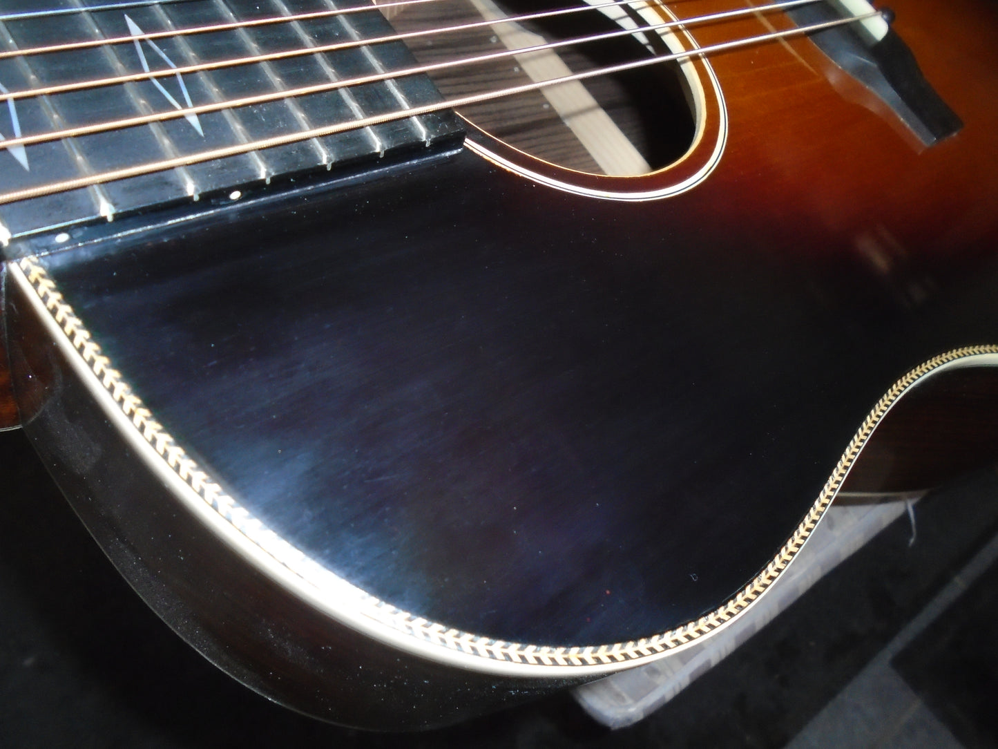 Eastman E20SS/V w/case , B stock