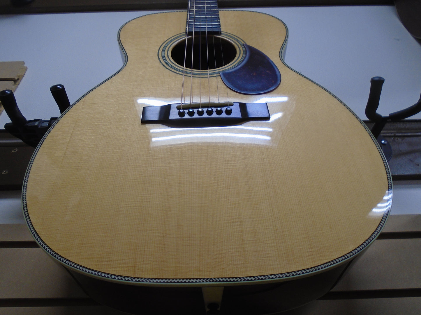 Eastman E8OM-TC w/case