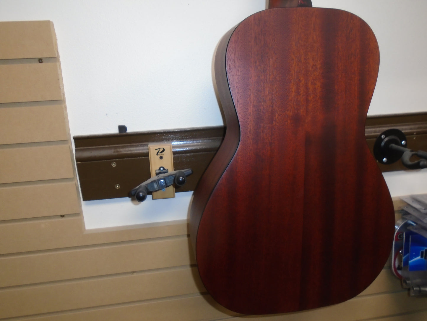 Eastman E1P-CLA w.bag, store demo