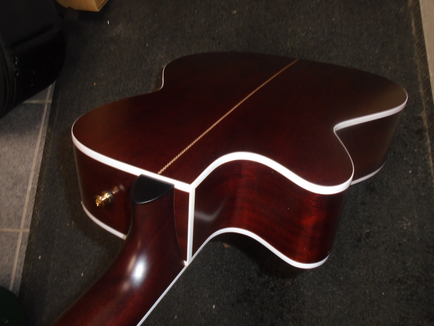 Seaugull Artist Mosaic CH Bourbon Burst HG EQ  Anthem  sf w/bag