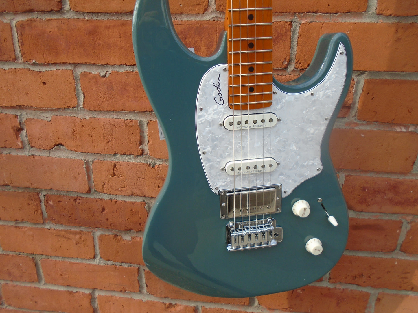 Godin Session PRO T  Arctic Blue w/bag sf-store demo