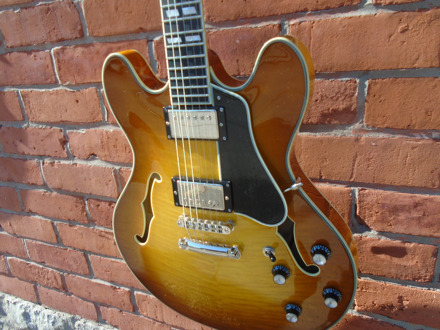 Eastman T486-GB , B stock instrument in a good condition