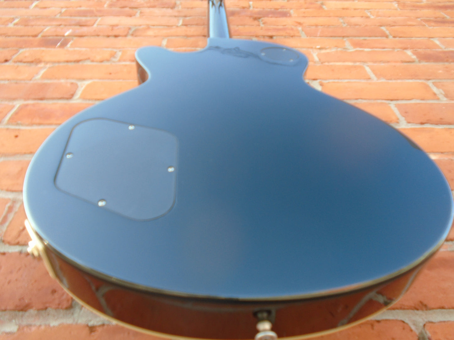 Eastman SB59/TV-BK w/case