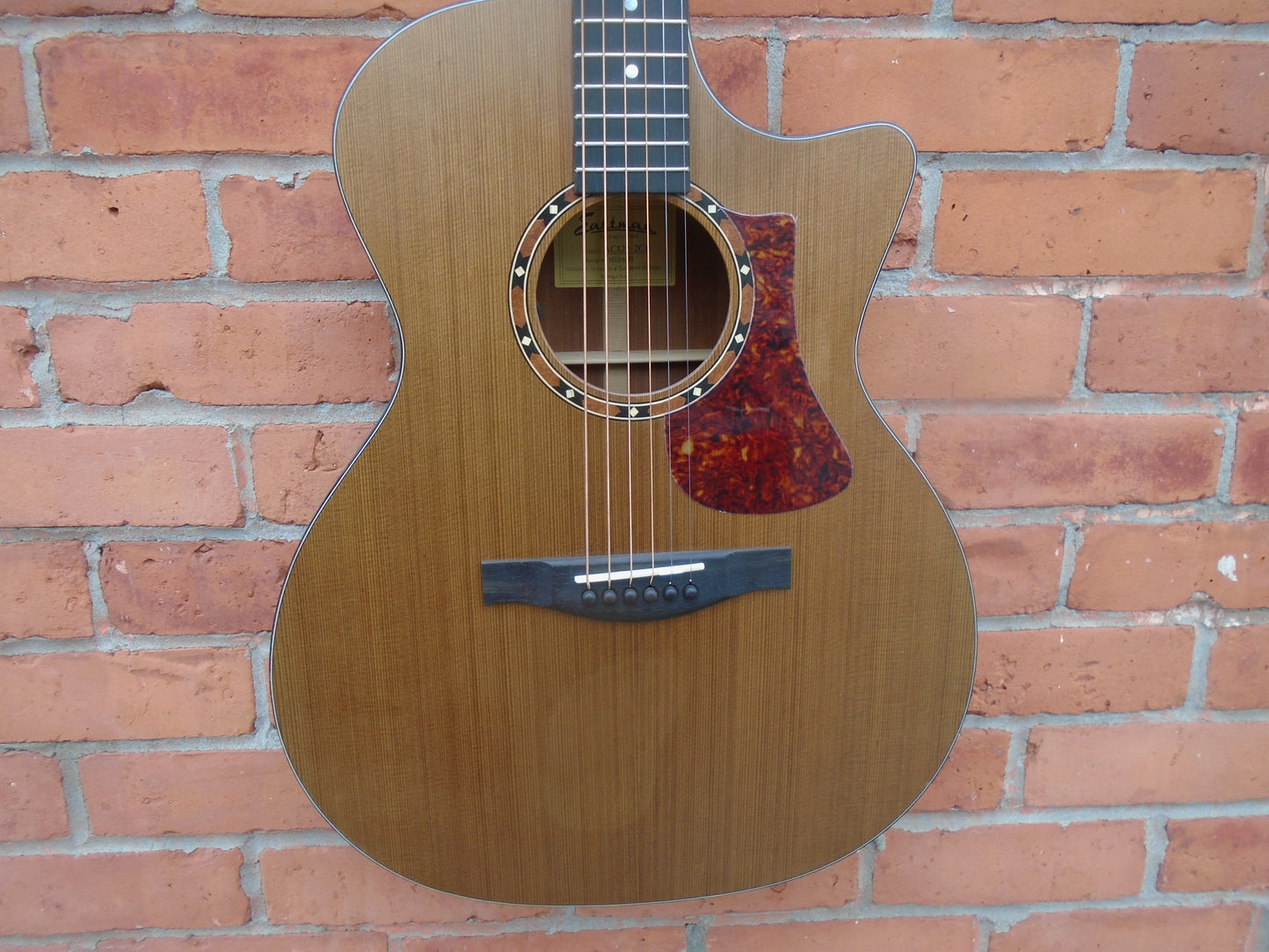 Eastman AC122-2CE w/bag-B stock