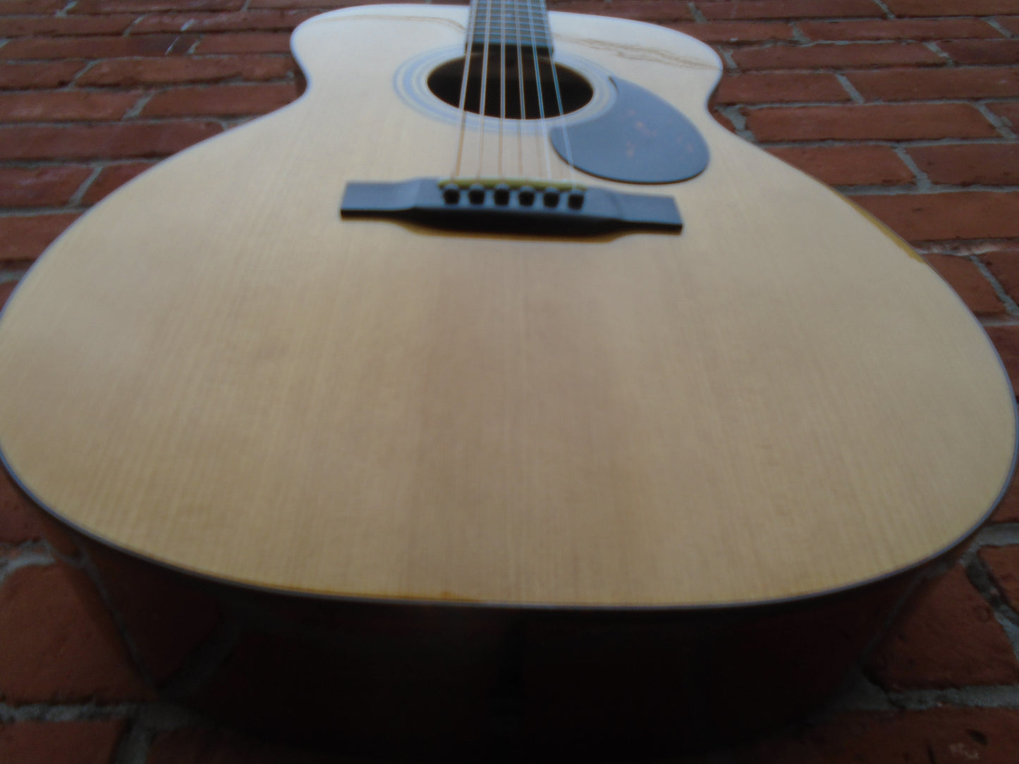 Eastman E10OM-TC w/case-B stock instrument