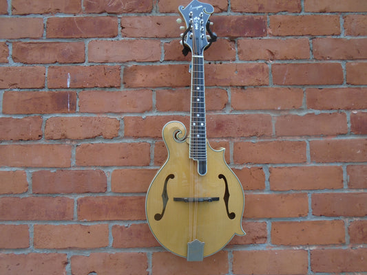 Bourgeois M5-F mandolin w/hard case-B stock
