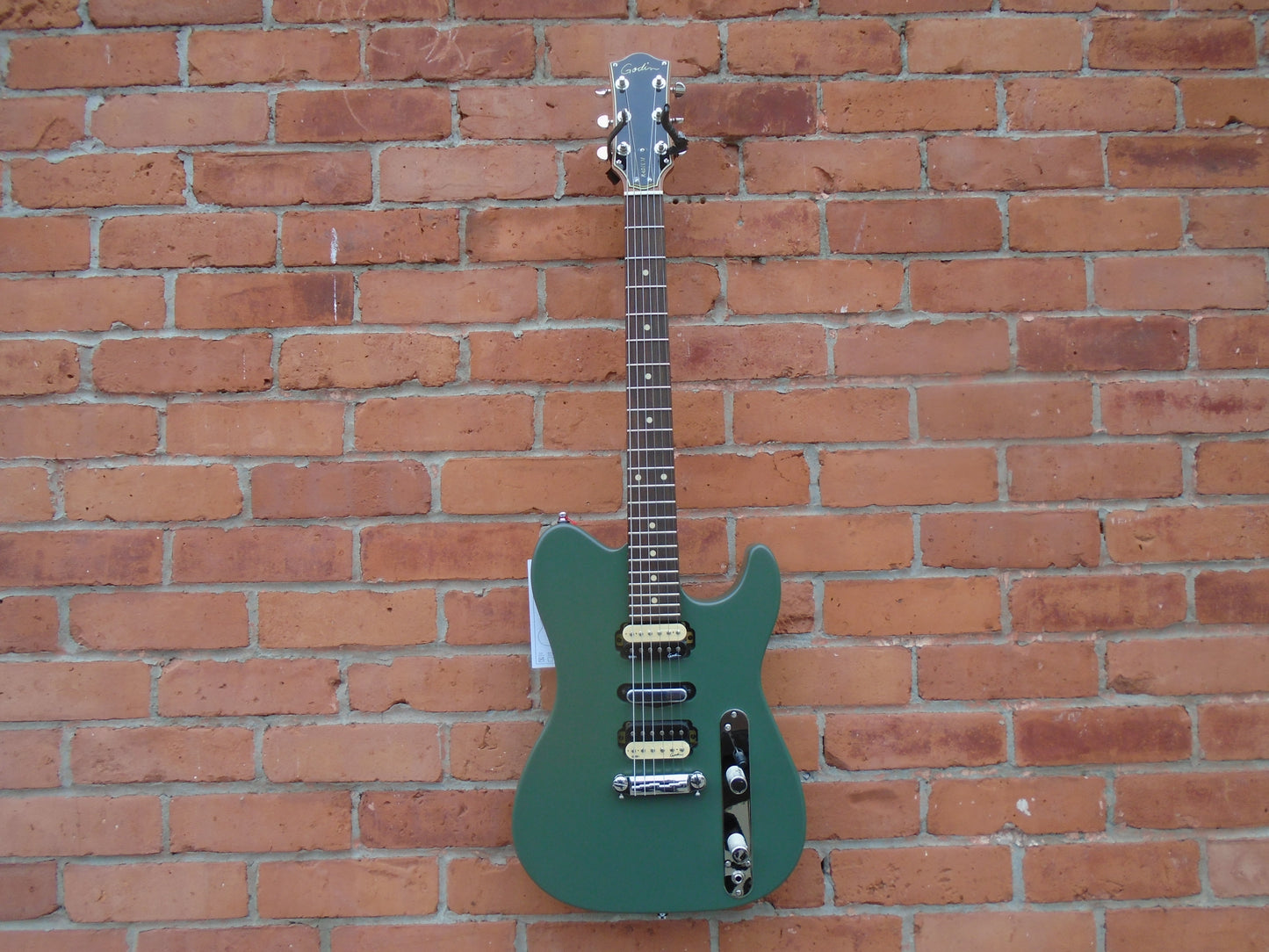 Godin Radium Green guitar w/bag