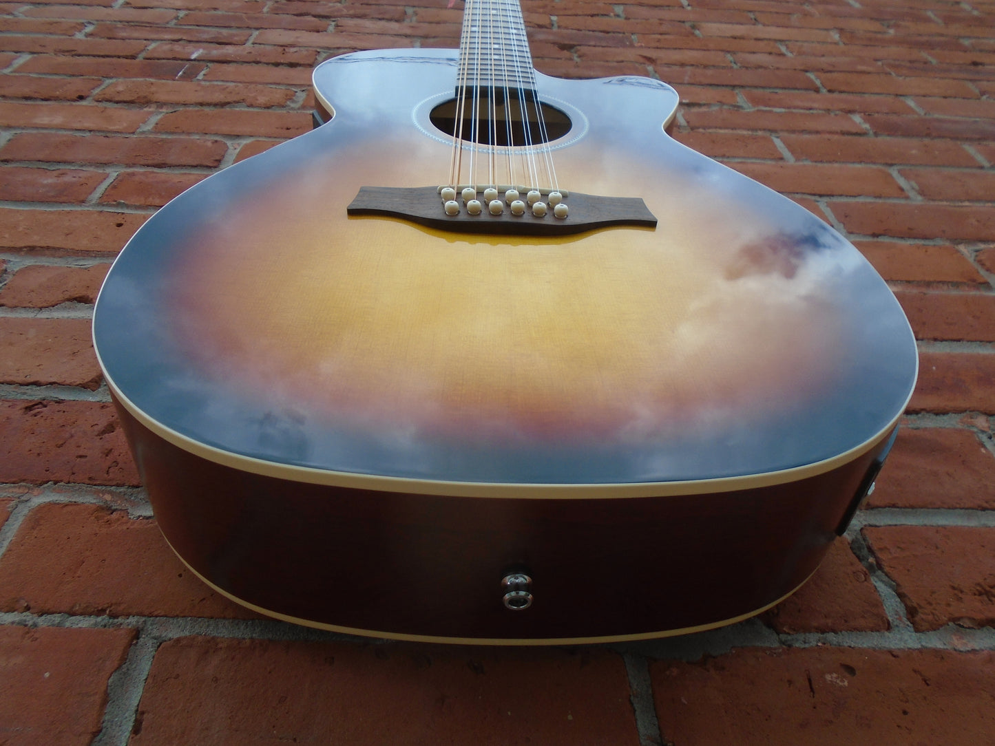 Seagull S12 CW CH Spruce Sunburst GT Presys ll w/bag