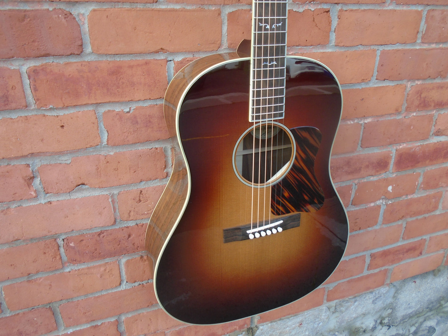 Bourgeois Luke Bryan Signature Slope d guitar w/case- store demo