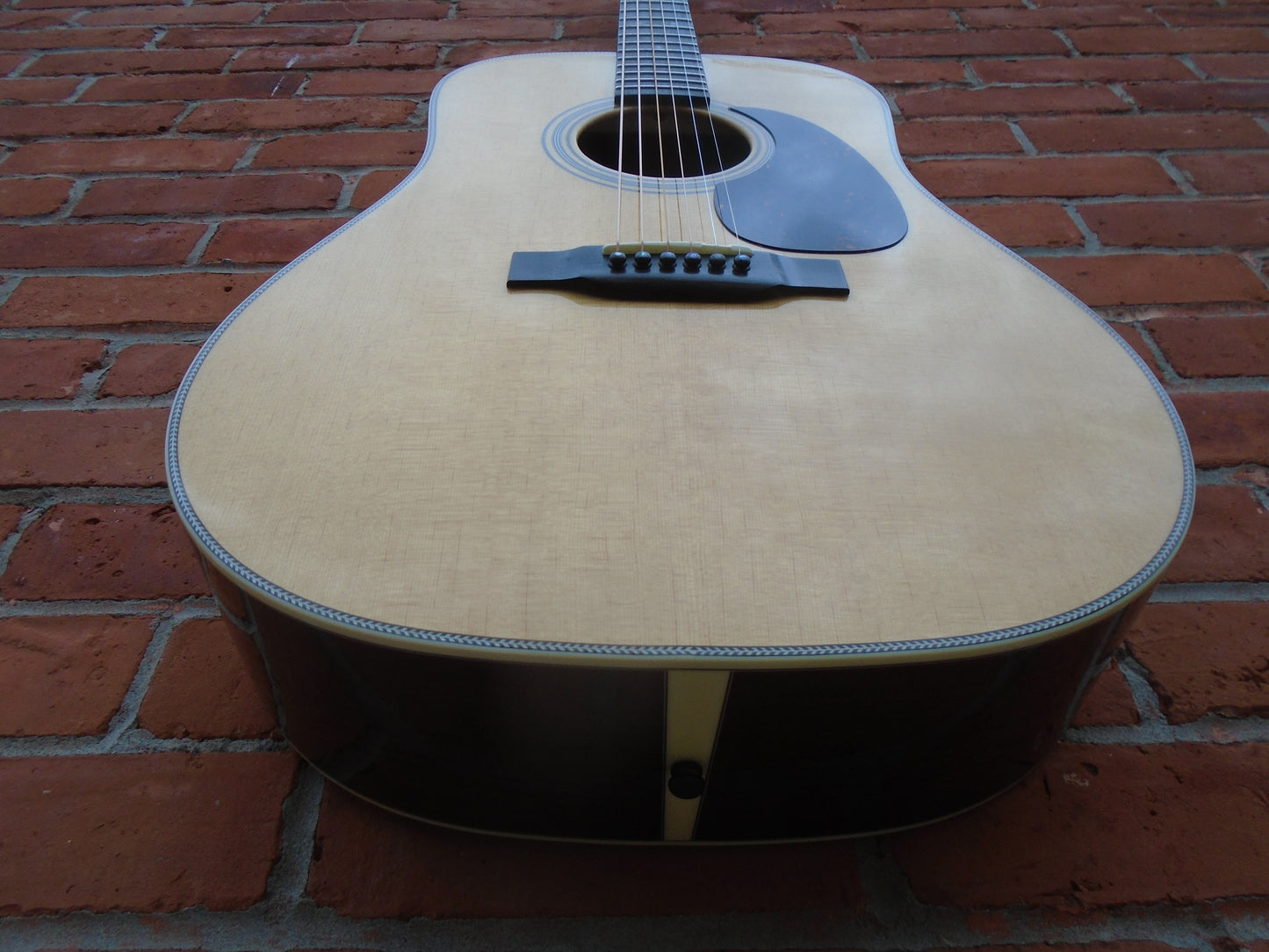 Eastman E8D-TC guitar w/case- B stock instrument in a very good condition