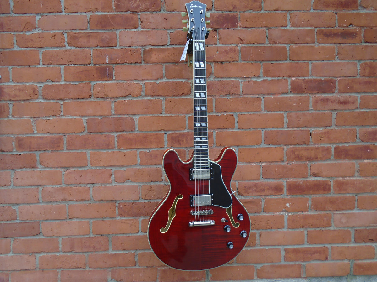 Eastman E486 w/case