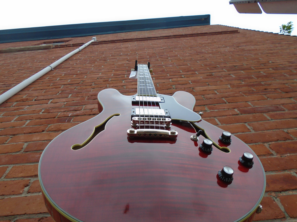 Eastman E486 w/case