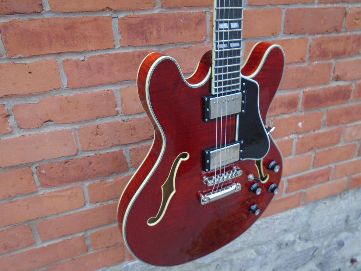 Eastman E486 w/case
