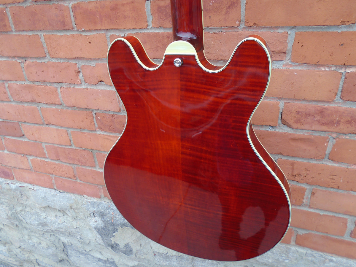 Eastman E486 w/case